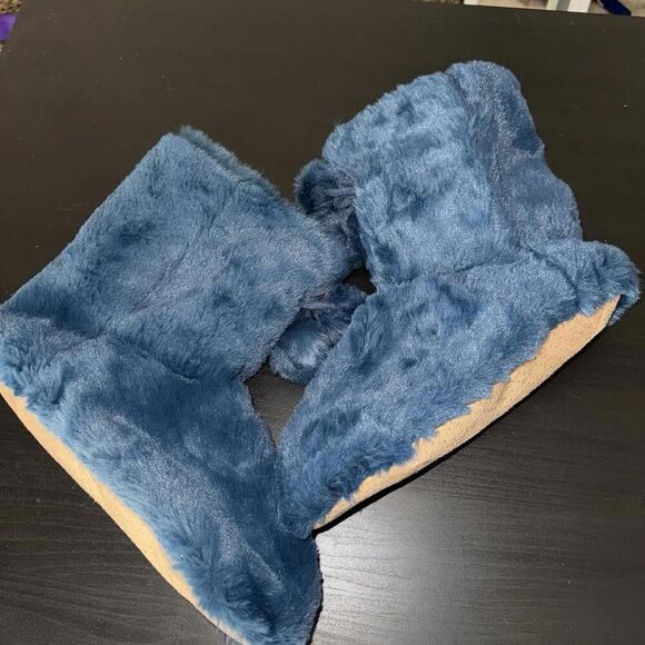 Mixit Bootie Faux Fur Blue Slippers, NWT, Women’s Size Large L 8-11 - Picture 1 of 5
